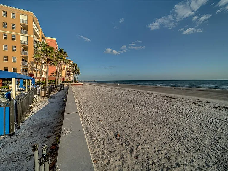 16550 Gulf Blvd #643 — Photo 58