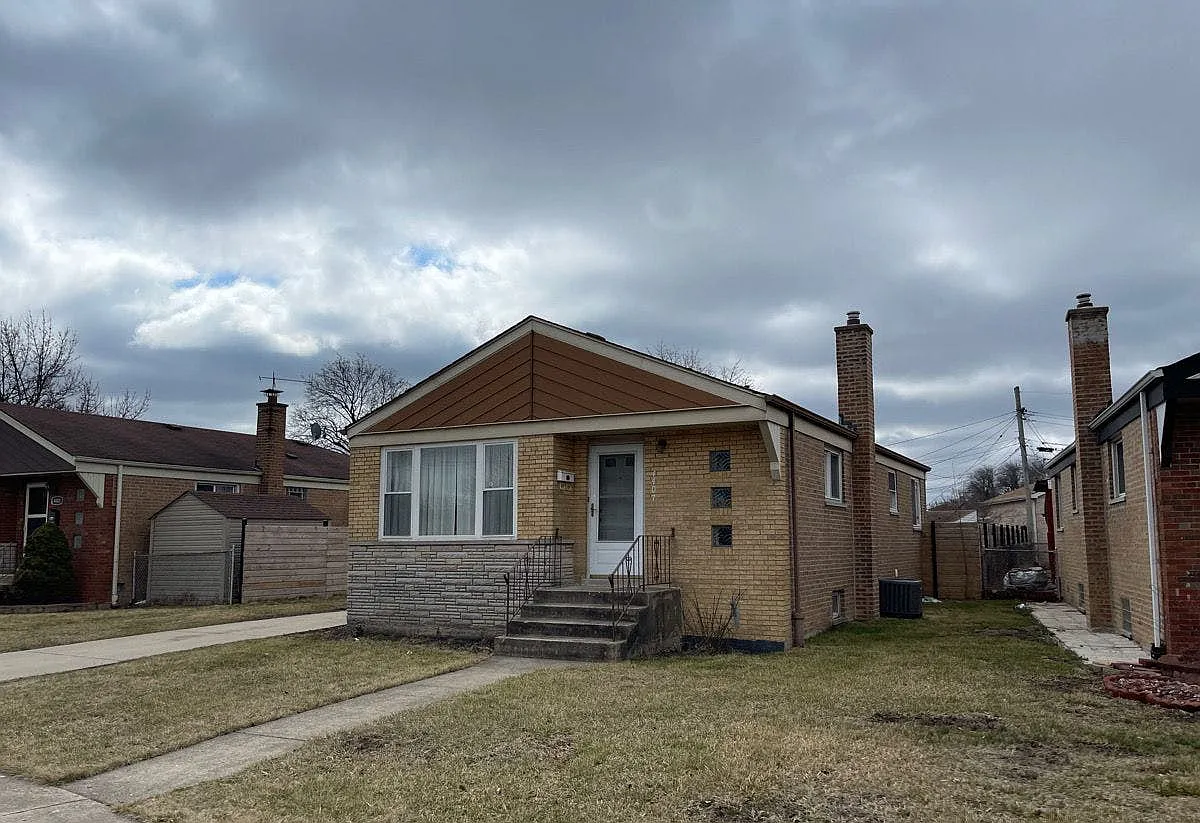 4407 W 81st Pl photo 1