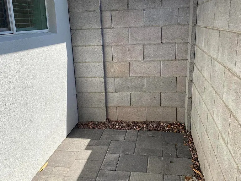 3332 N 66th Pl — Photo 10