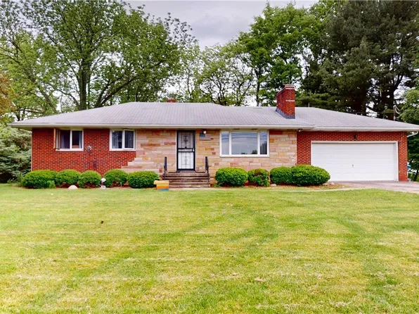 825 Swartz Rd, Akron, OH 44319