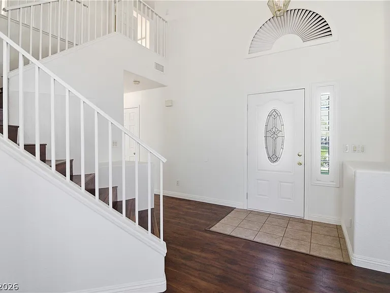 244 Camelback Ridge Ave — Photo 3