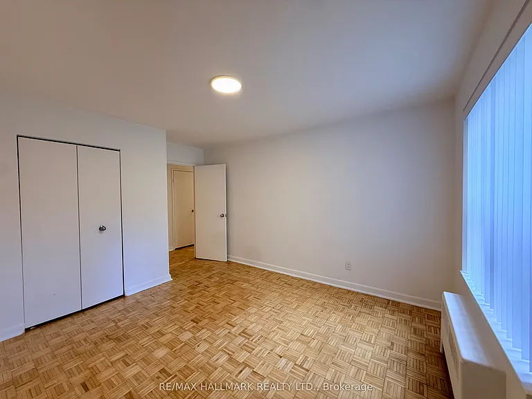 30 Upper Canada Dr #101 — Photo 10