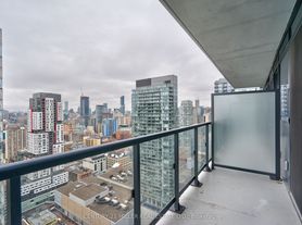 87 Peter St