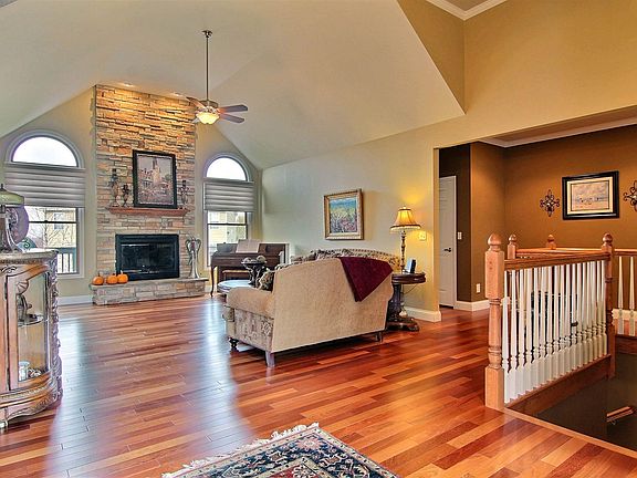  View_From_Entrance_Foyer