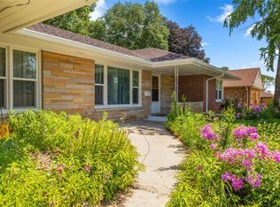 2131 70th St, Windsor Heights, IA 50324