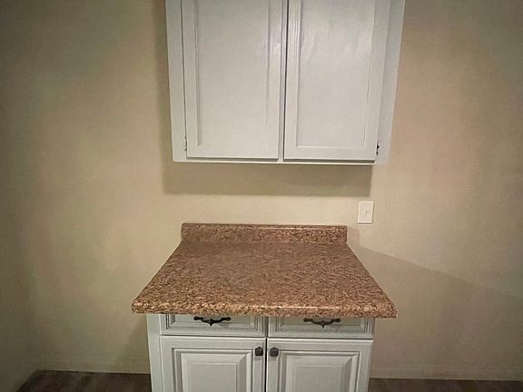 5th image of 7370 Los Feliz Dr #3-4