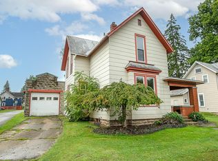443 E Lucas St, Bucyrus, OH 44820