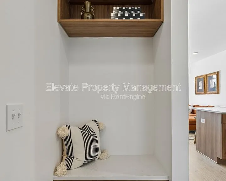 The E at 1016 NW 67th Street — Photo 67