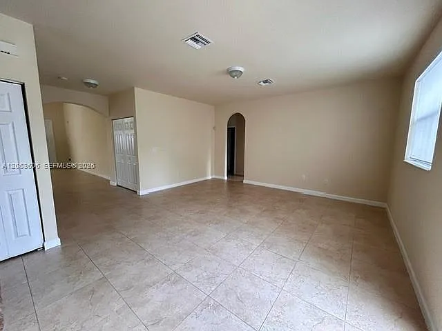14432 SW 16th St — Photo 4
