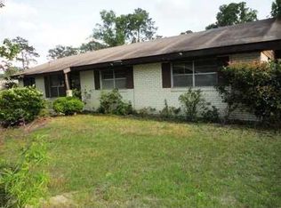 509 Goos St, Westlake, LA 70669