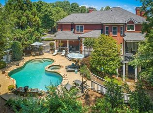 225 Farmbrooke Ct, Sandy Springs, GA 30350