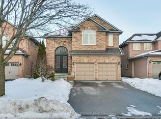 68 Grandlea Cres, Markham, ON L3S 4A3
