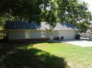 1904 College Park Rd, Claremore, OK 74017