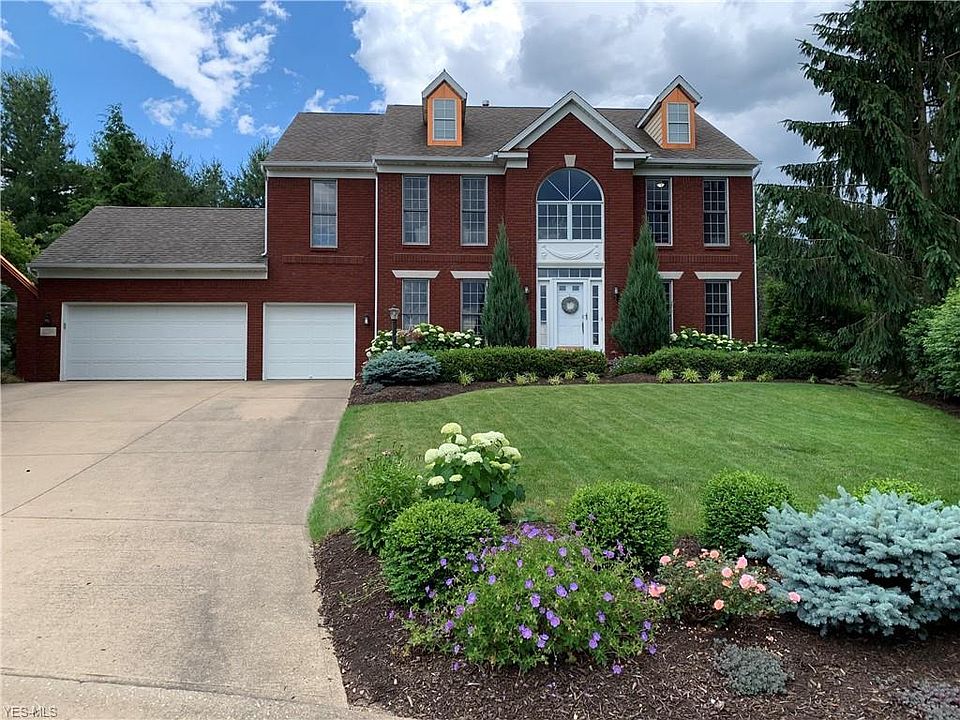 1st image of 2764 Chalford Cir NW