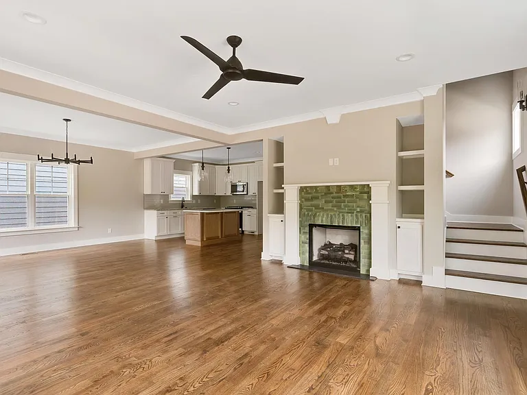 1323 Thomas Ave — Photo 25