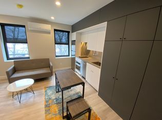 18 8th St #203, Providence, RI 02906