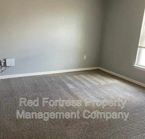 3012 51st St W — Photo 8