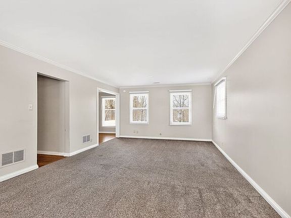 5th image of 9608 Copley Dr