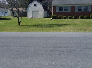 207 SW View St, Bridgewater, VA 22812