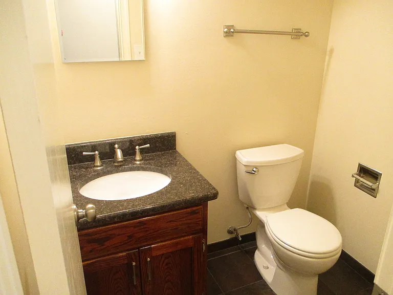203 Teak Ln — Photo 13