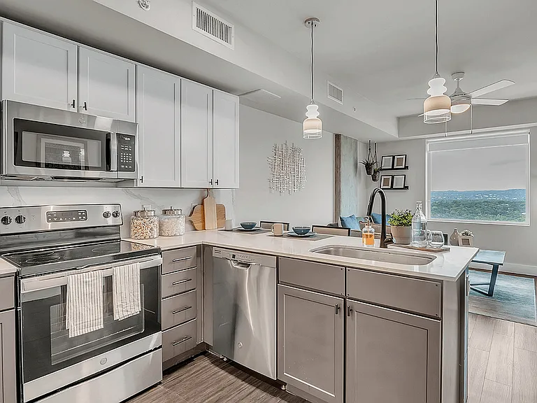 2111 Rio Grande St — Photo 36