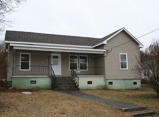 1528 2nd St, Radford, VA 24141