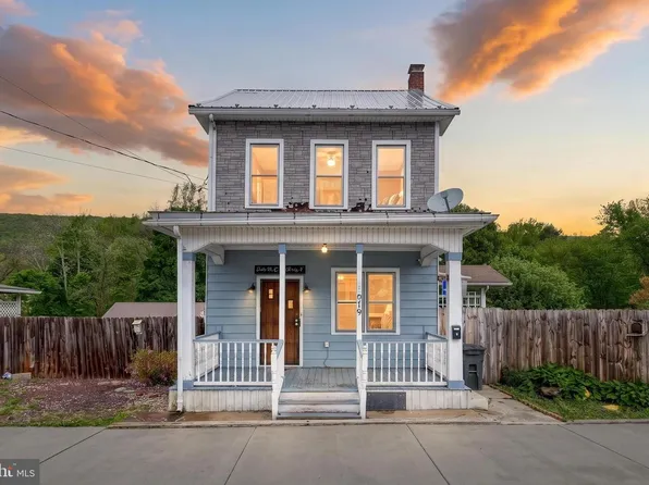 619 North St, Lykens, PA 17048