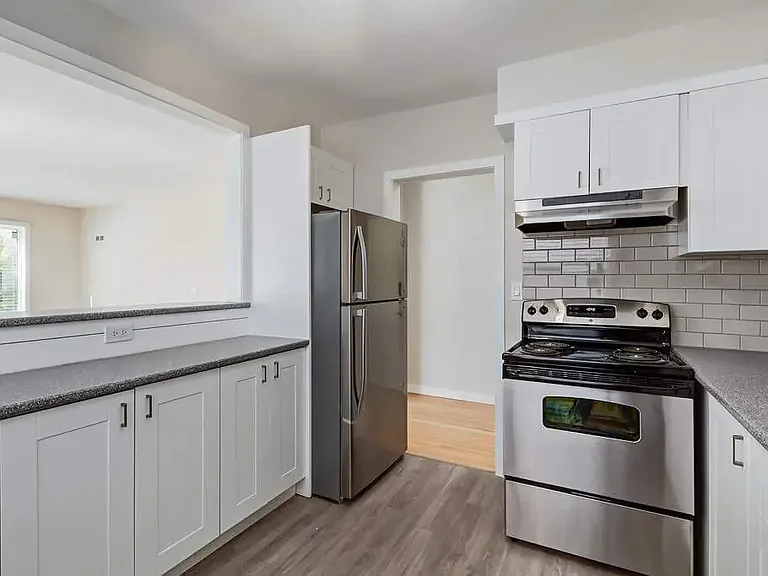 2416 14th St SW — Photo 6