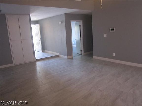 2nd image of 3208 Wilmington Way