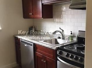 11 Charlesbank Rd APT 2, Newton, MA 02458