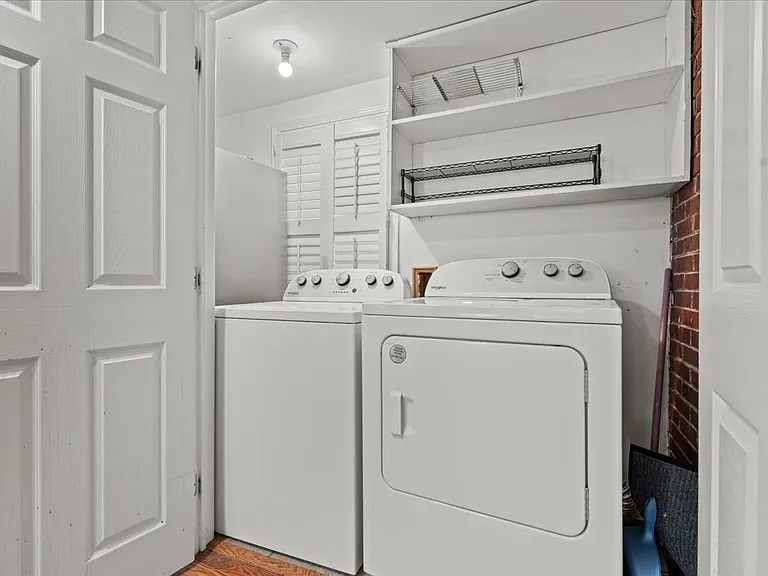 726 Wisteria Dr — Photo 34