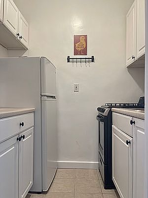 1st image of 333 E 46th St APT 9J