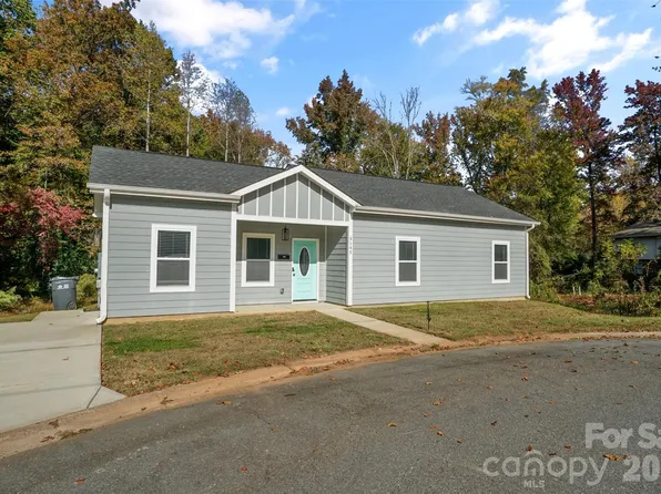 5145 Grafton Dr, Charlotte, NC 28215