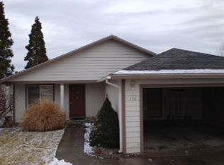 710 N 4th St, Selah, WA 98942