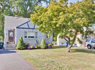 93 Gaywood Ave, Colonia, NJ 07067