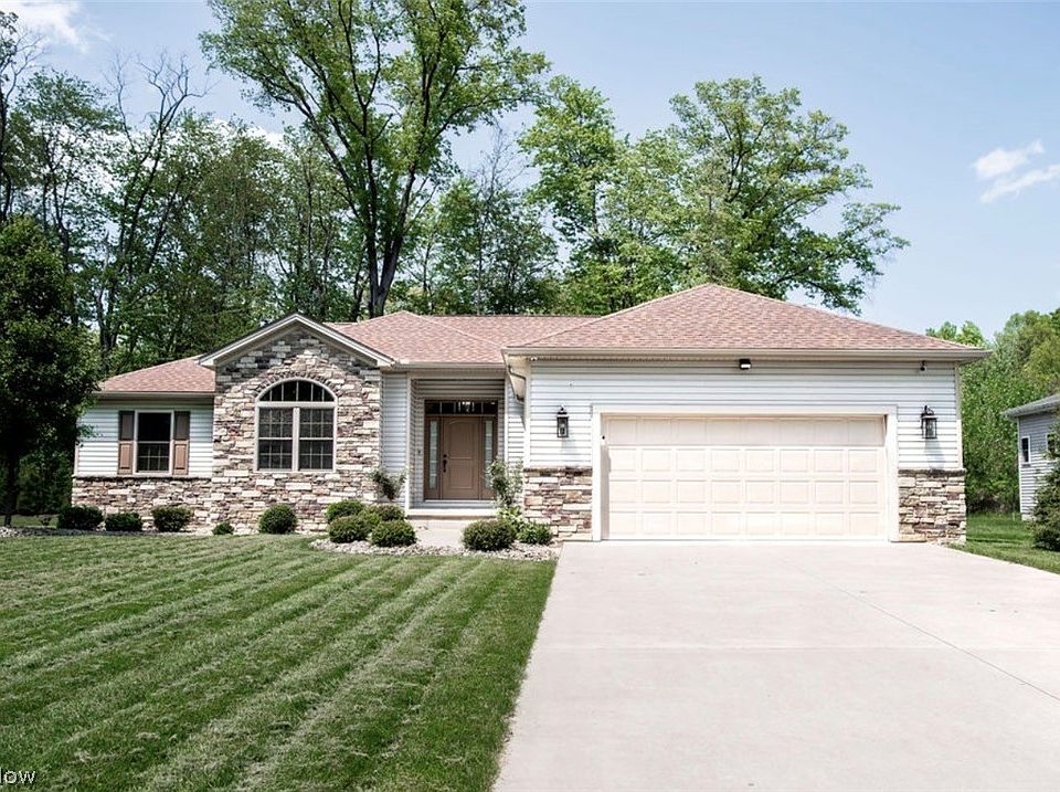 1st image of 101 Muirfield Dr