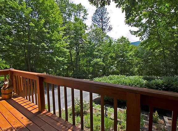 2nd image of 271 Tara Nova Dr