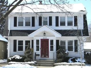 5835 N Shoreland Ave, Whitefish Bay, WI 53217
