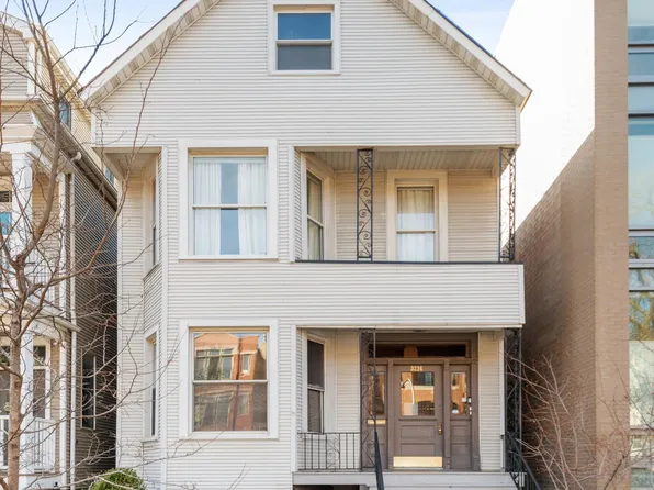 3236 N Racine Ave #A, Chicago, IL 60657