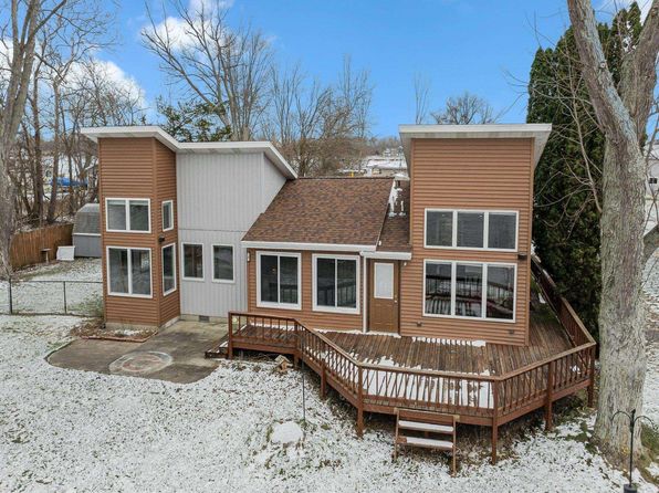 5360 S Highpoint Dr, Albion, IN 46701