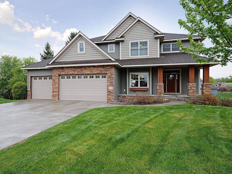 1st image of 11951 Castle Rock Ct N