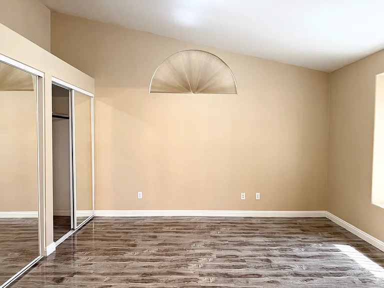 3568 Summerday Ct — Photo 9