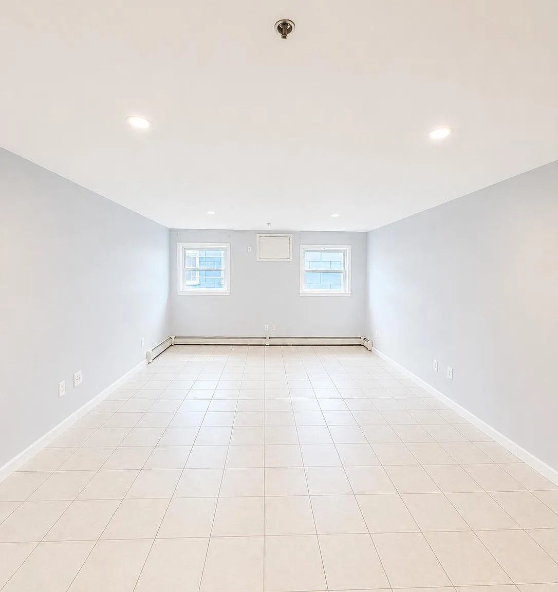 1 bed, $1,825 — Photo 4