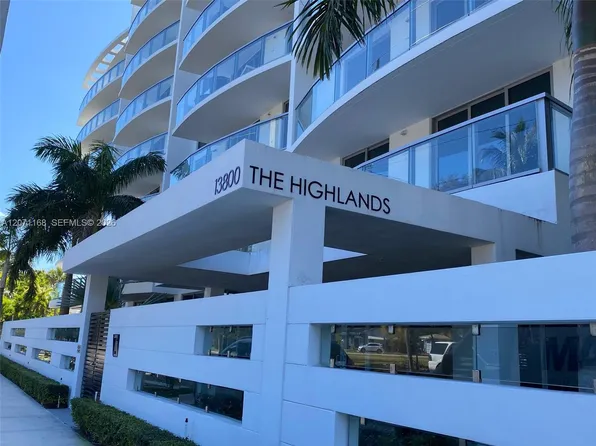 13800 Highland Dr #Penthouse 3, North Miami Beach, FL 33181