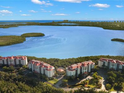 201 Vintage Bay Dr APT B-2, Marco Island, FL, 34145