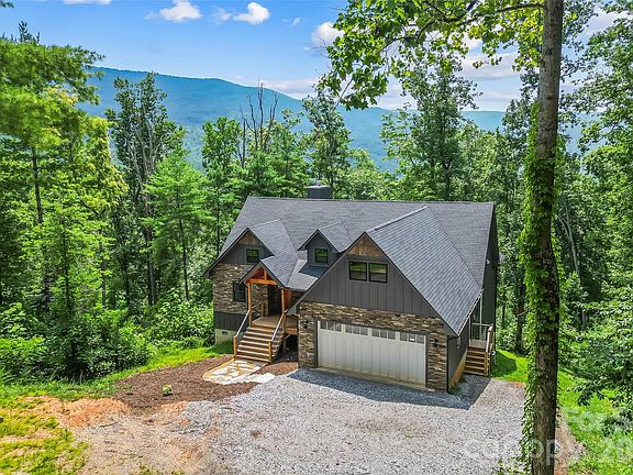 4th image of 44 Valley View Dr