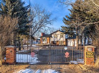 40 SE Pleasant Range Pl, Rocky View County, AB T1Z0H2