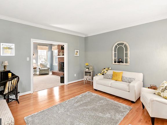 4th image of 3050 Lindsey Ct