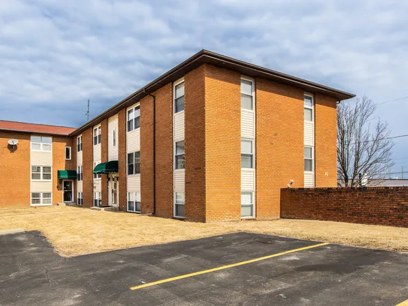 10 Willedrob Rd Unit 24, Bloomington, IL 61701