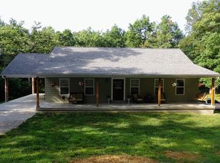 105 Givens Ln, Eastview, KY 42732